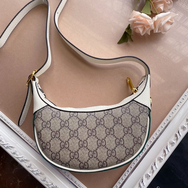 Gucci Handbags 60